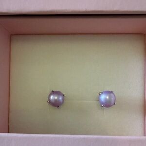 Chic Lavender Pearl Earrings